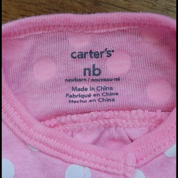🌼Carter's NB Rompers - Picture 3 of 3